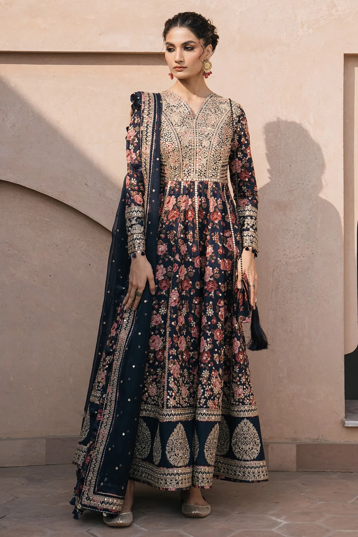 Jazmin Shahkaar Luxury Lawn Collection – Embroidered Luxury Lawn SL24-D1